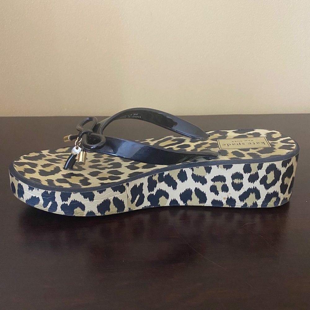 Kate Spade Women’s Leopard Rhett Wedge Flip Flops - Picture 3 of 8